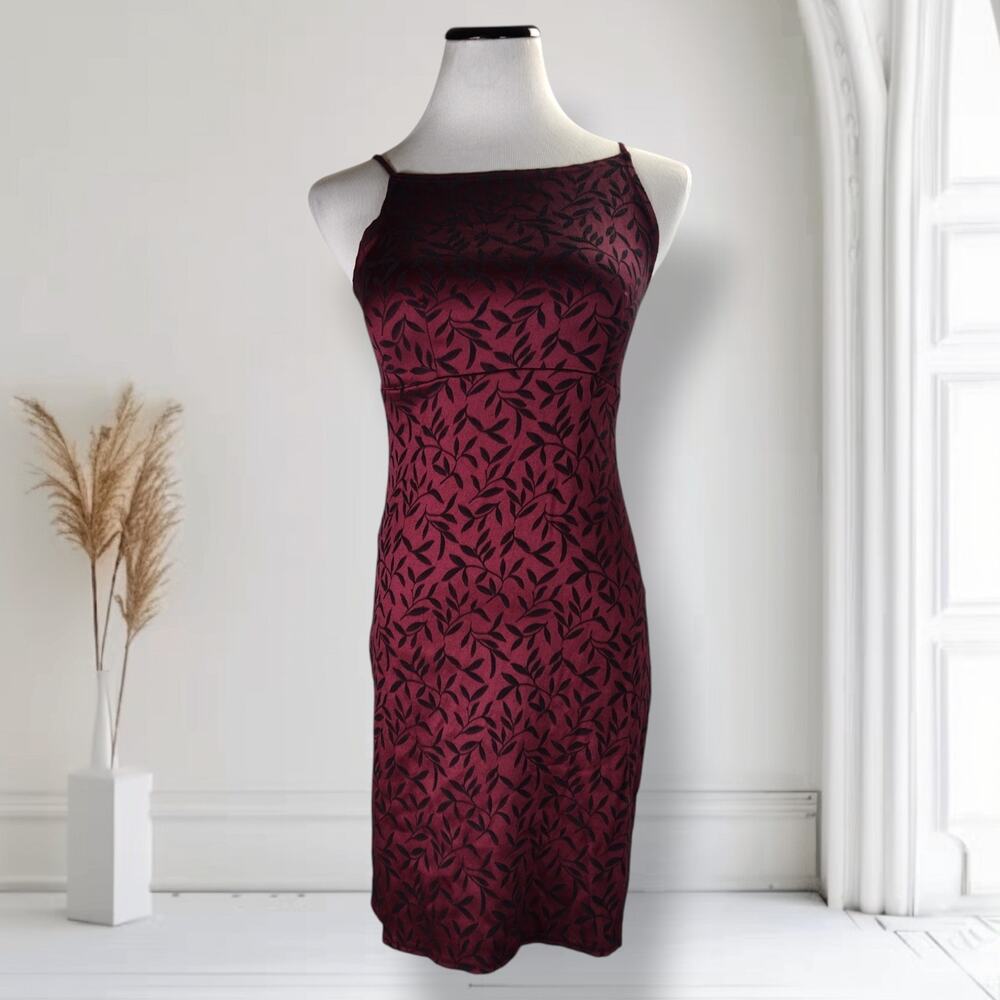 Vintage Y2K Dark Romantic Burgundy Velvet Flocked Slip Dress Goth Coquette Mini